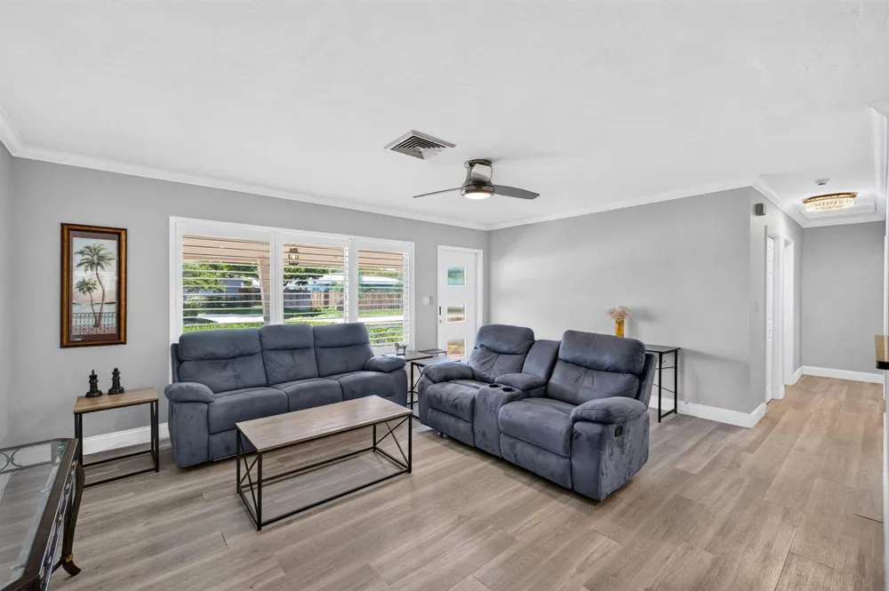 1858 NE 34TH STREET Oakland Park, FL 33306