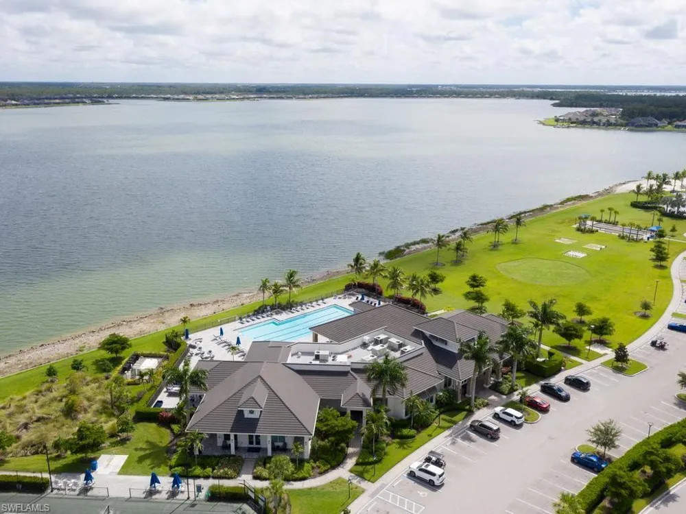 19125 Aqua Shore Drive Estero, FL 33913