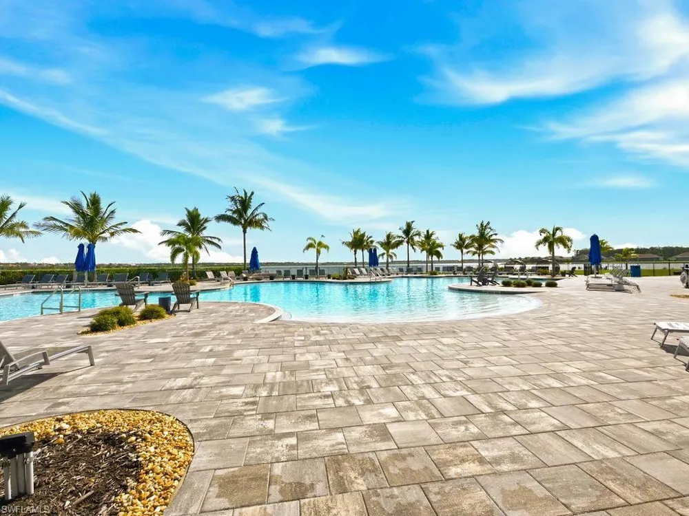 19125 Aqua Shore Drive Estero, FL 33913