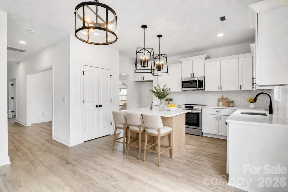 1405 Sanctuary Street Kannapolis, NC 28083