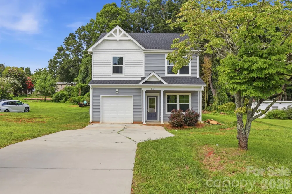 2604 Greencrest Lane Statesville, NC 28677