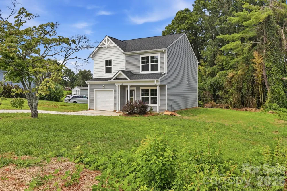 2604 Greencrest Lane Statesville, NC 28677