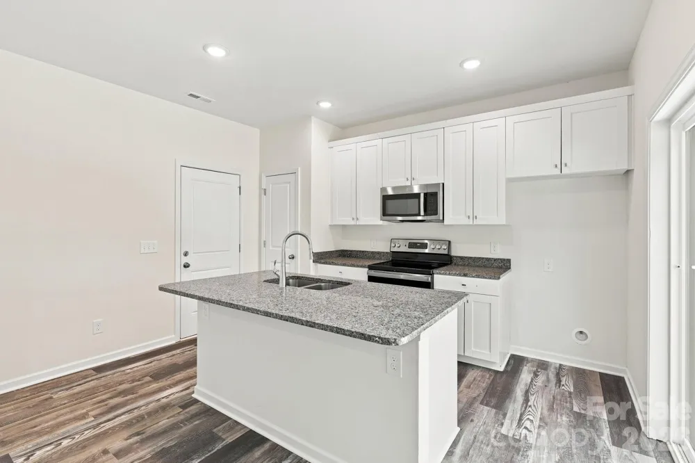 2604 Greencrest Lane Statesville, NC 28677
