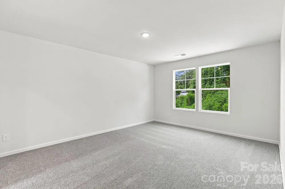 2604 Greencrest Lane Statesville, NC 28677