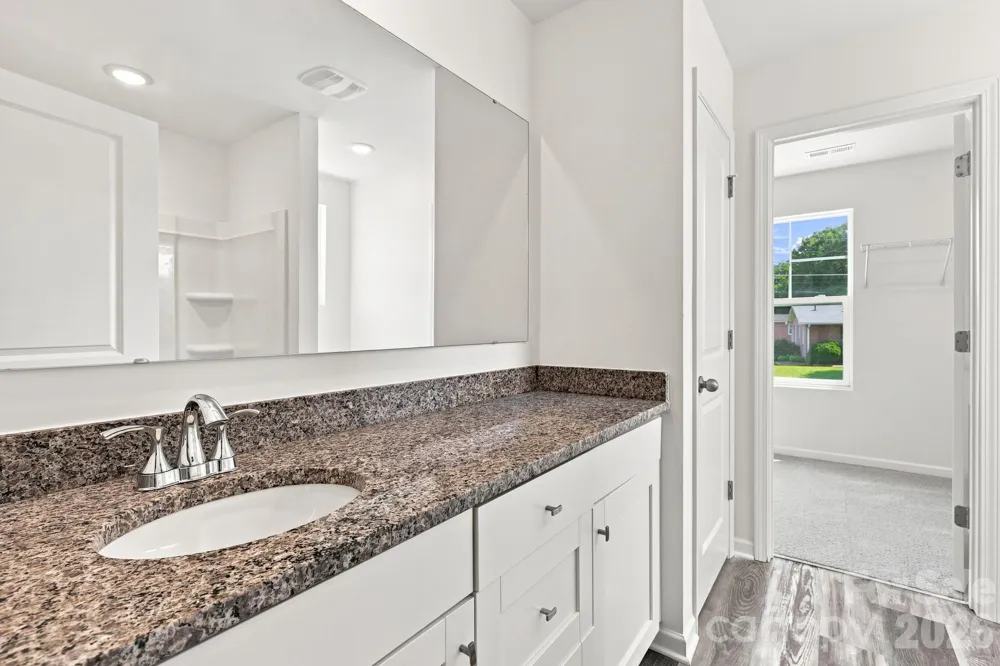 2604 Greencrest Lane Statesville, NC 28677