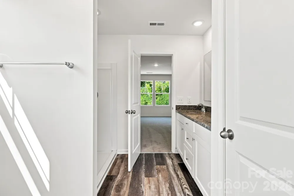 2604 Greencrest Lane Statesville, NC 28677
