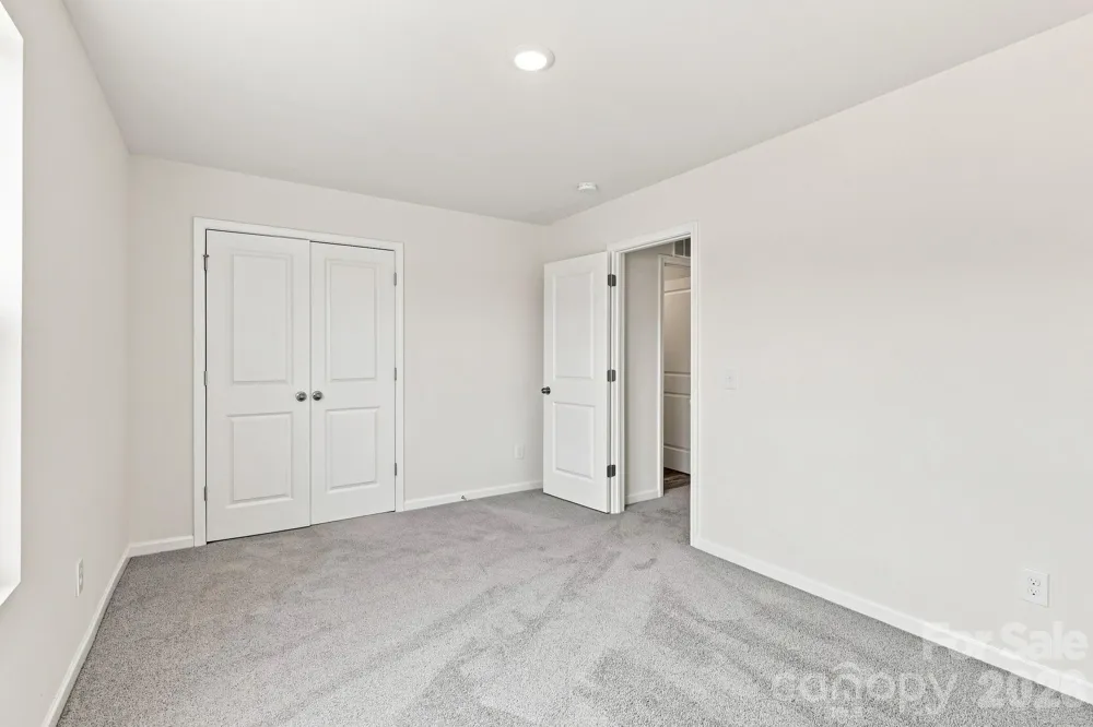 2604 Greencrest Lane Statesville, NC 28677