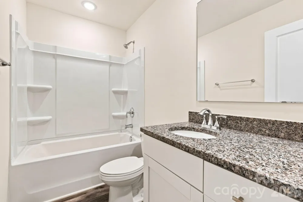 2604 Greencrest Lane Statesville, NC 28677