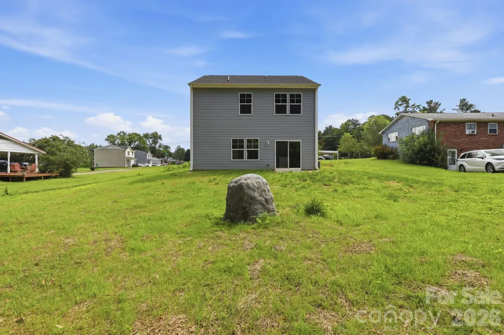 2604 Greencrest Lane Statesville, NC 28677