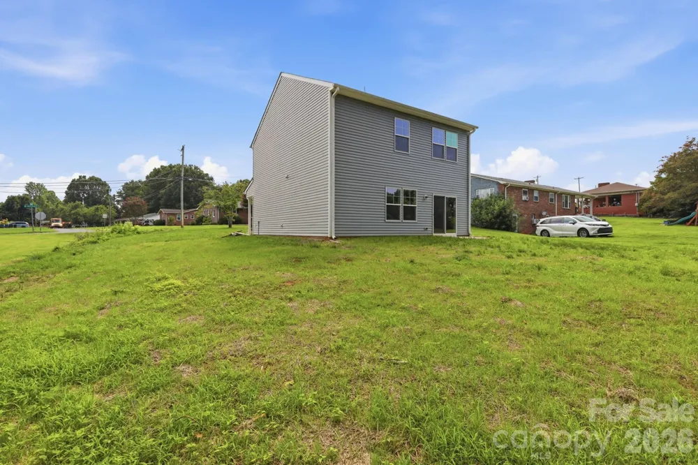 2604 Greencrest Lane Statesville, NC 28677