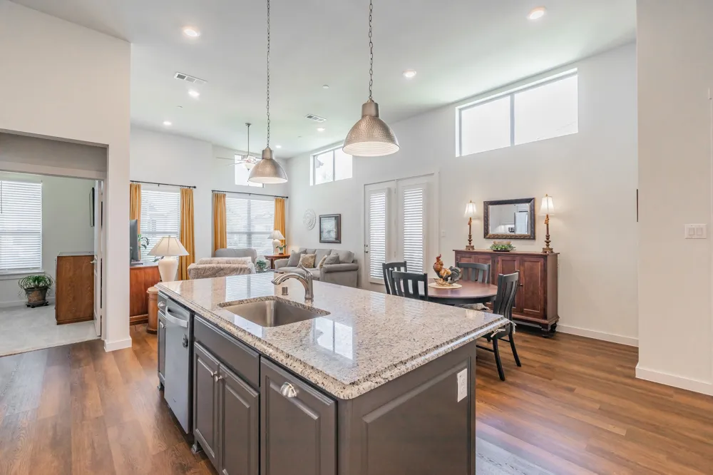 1634 Dewberry Lane Garland, TX 75042