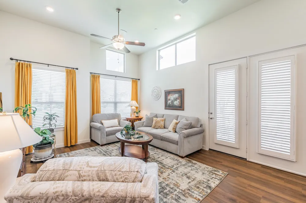 1634 Dewberry Lane Garland, TX 75042
