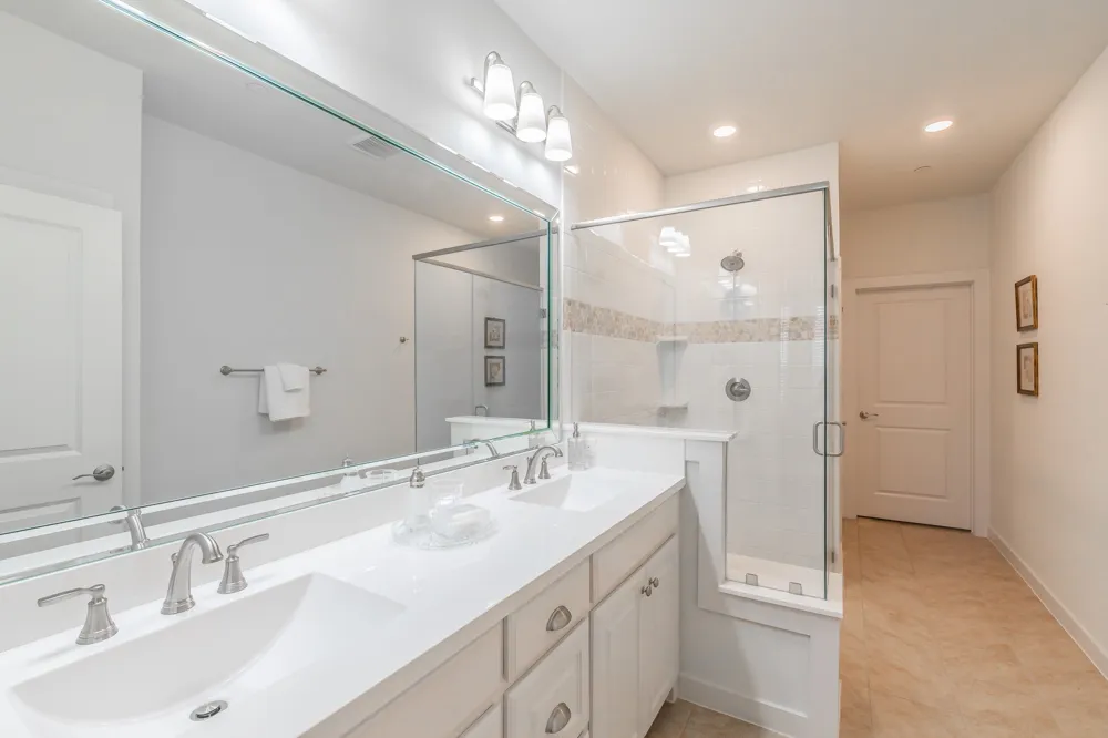 1634 Dewberry Lane Garland, TX 75042