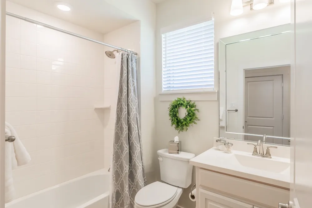 1634 Dewberry Lane Garland, TX 75042