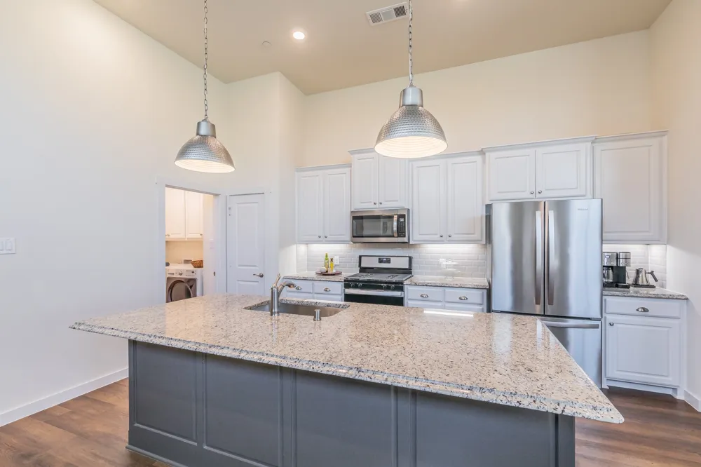 1634 Dewberry Lane Garland, TX 75042