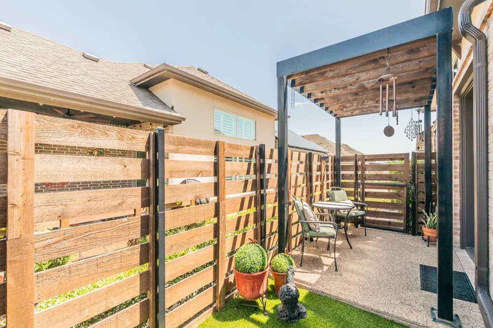 1634 Dewberry Lane Garland, TX 75042