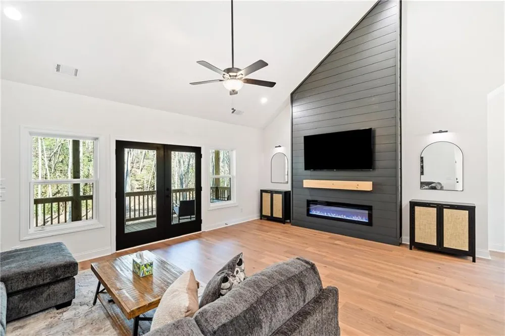246 Woodward Way Talking Rock, GA 30175