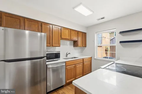15711 AMBIANCE DRIVE