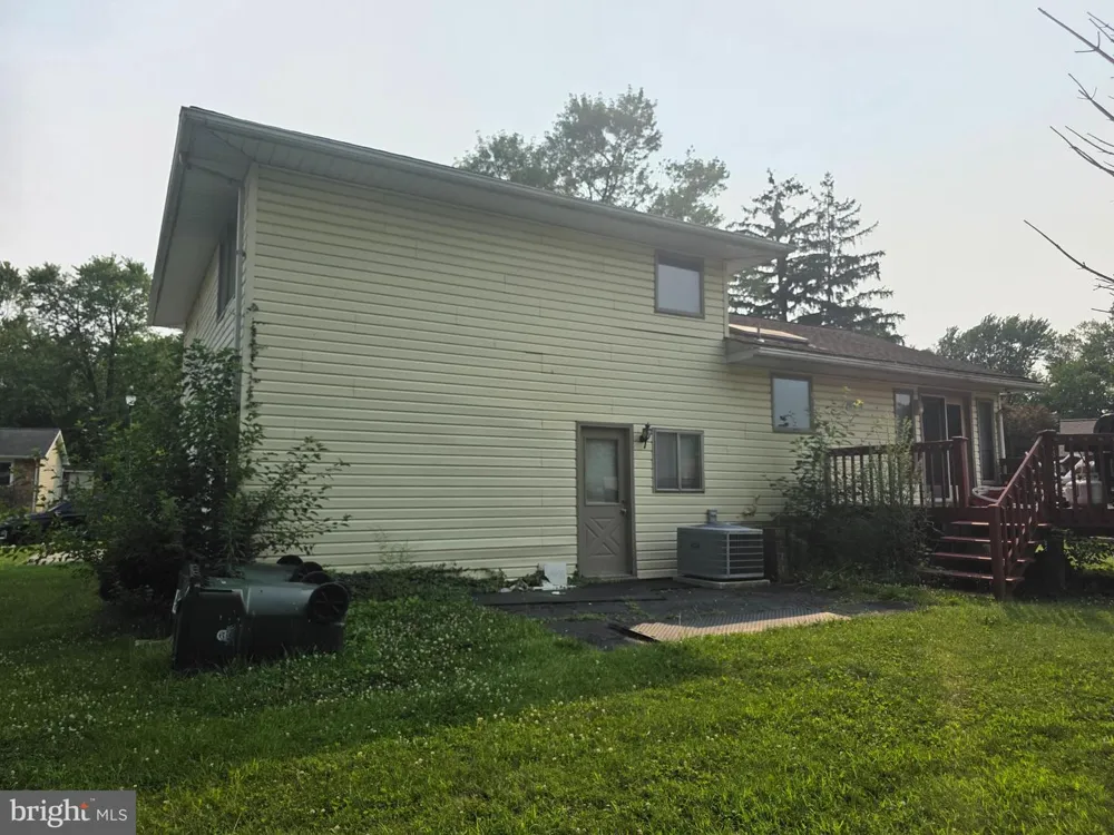 812 LEEDS LANE Newark, DE 19711