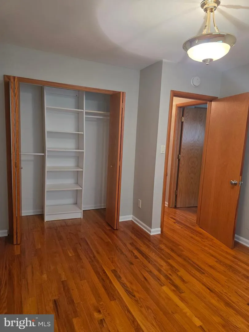 812 LEEDS LANE Newark, DE 19711