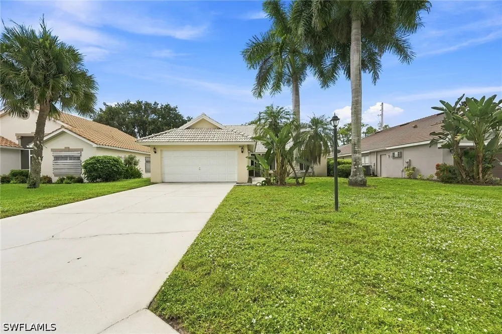Westbourgh Drive Naples, FL 34112
