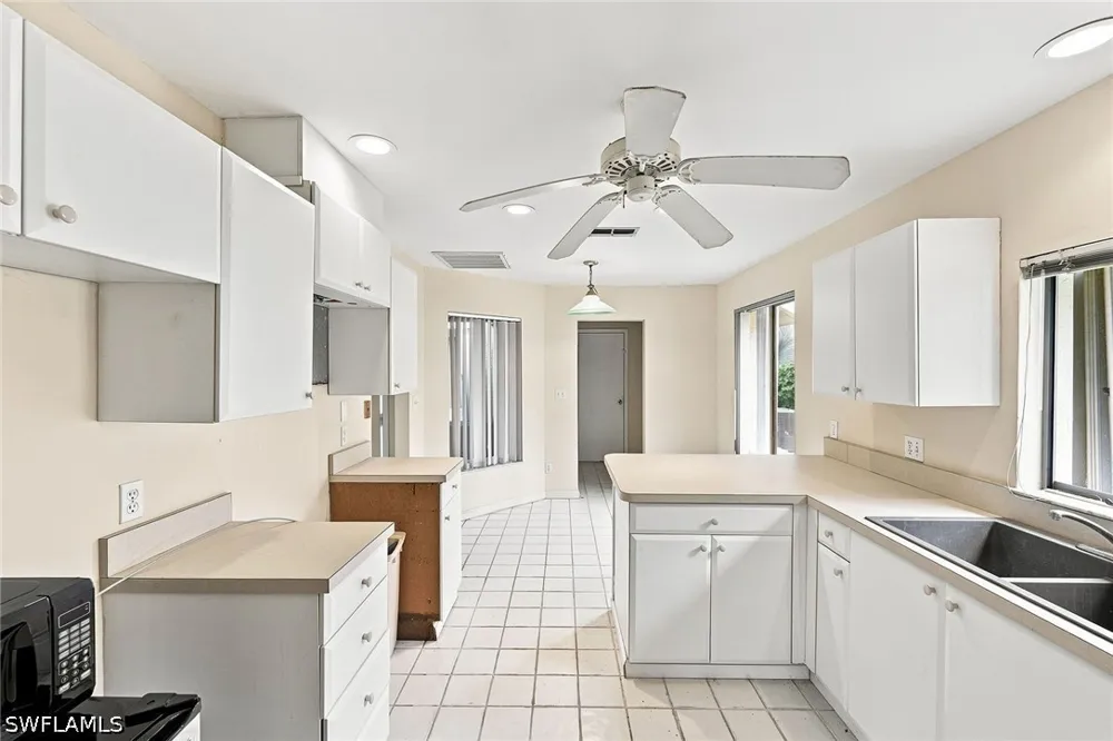 Westbourgh Drive Naples, FL 34112