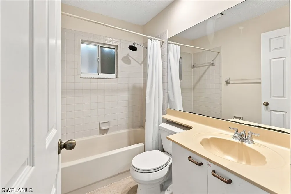 Westbourgh Drive Naples, FL 34112