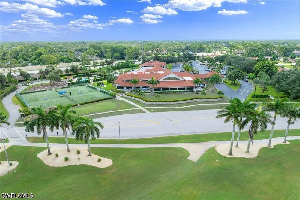 Westbourgh Drive Naples, FL 34112