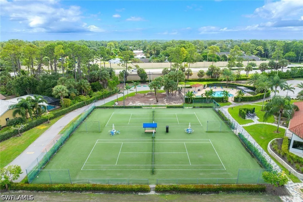 Westbourgh Drive Naples, FL 34112