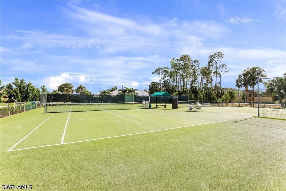 Westbourgh Drive Naples, FL 34112