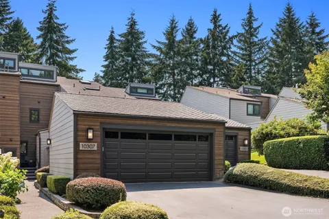 10307 NE 19th Place #B3