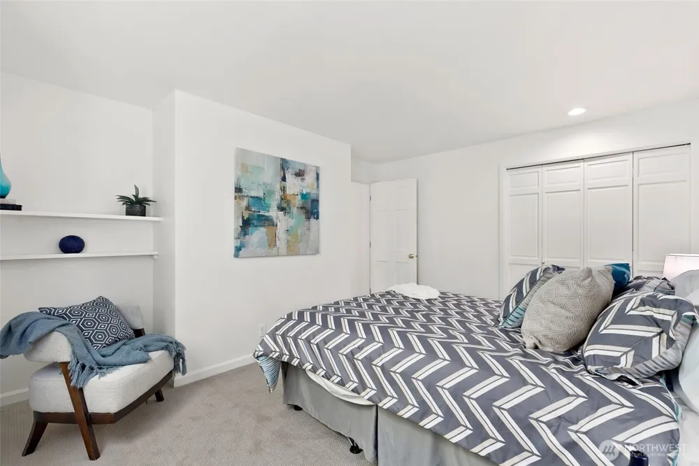 23216 SE 31st Street Sammamish, WA 98075