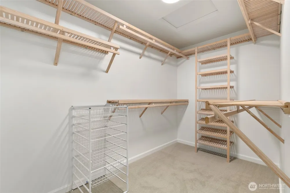 23216 SE 31st Street Sammamish, WA 98075