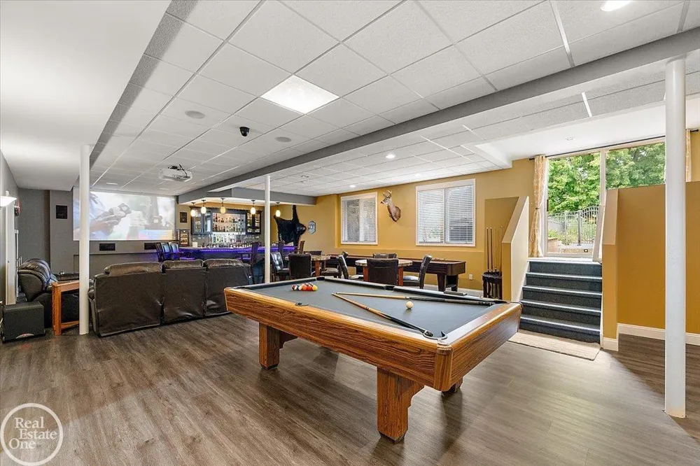 62682 Coralburst Drive Washington Township, MI 48094