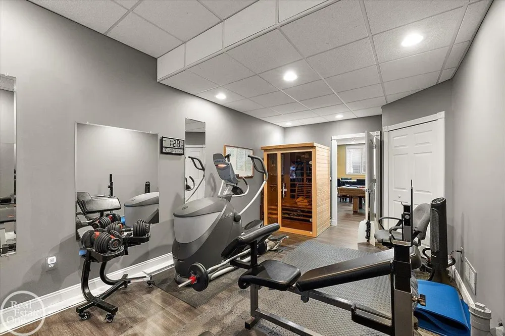 62682 Coralburst Drive Washington Township, MI 48094