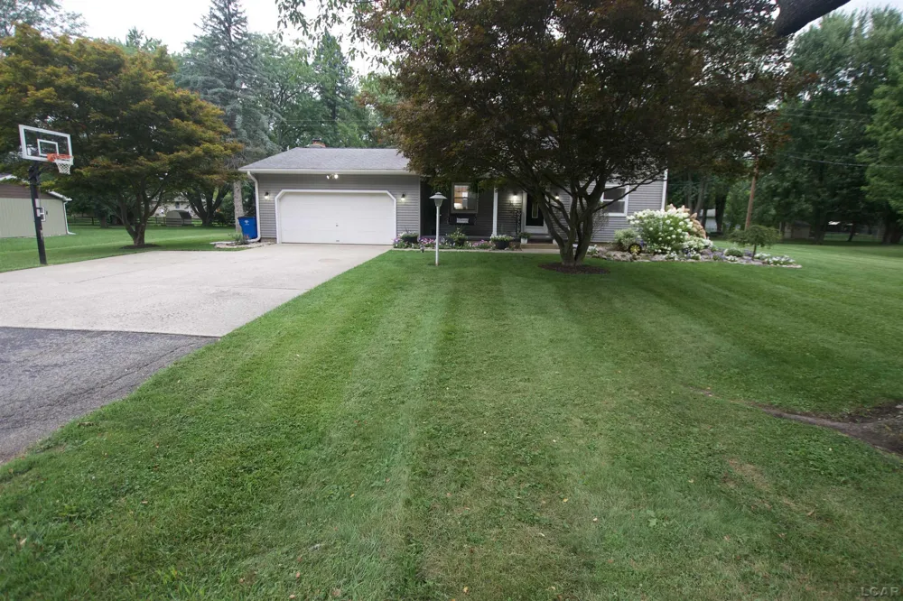 2652 Spielman Road Road Adrian Township, MI 49221