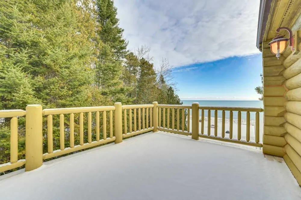 307 S Lake Huron Shore Road Harrisville Township, MI 48740