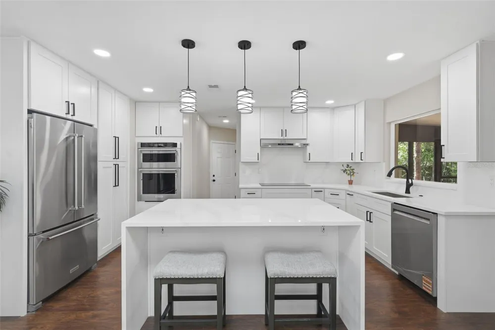 1450 BIRD ROAD Winter Springs, FL 32708