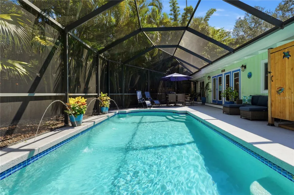 3424 OLD OAK DRIVE Sarasota, FL 34239