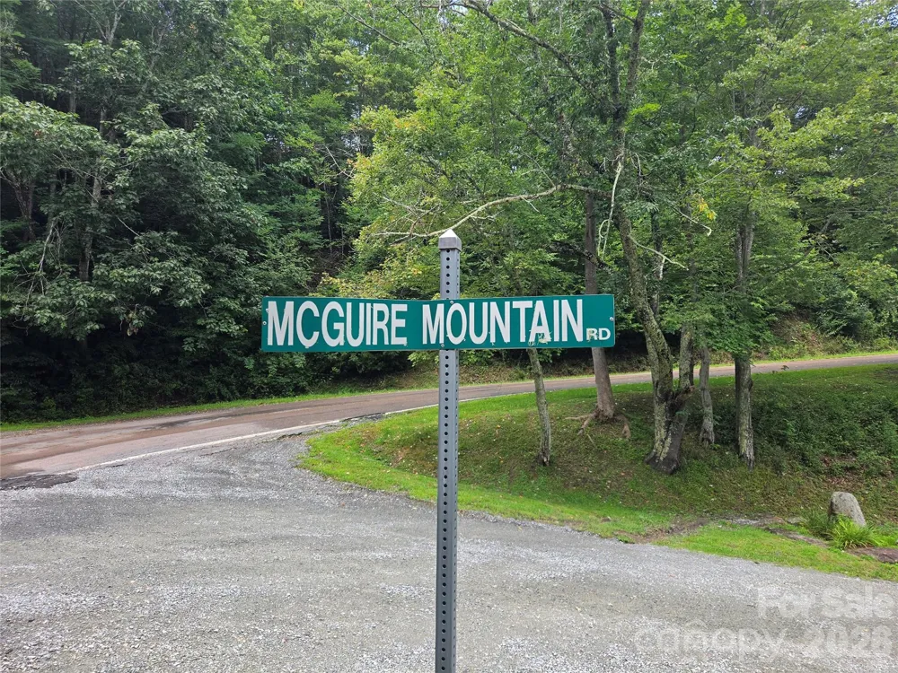 701 Pigeon Roost Road Banner Elk, NC 28604
