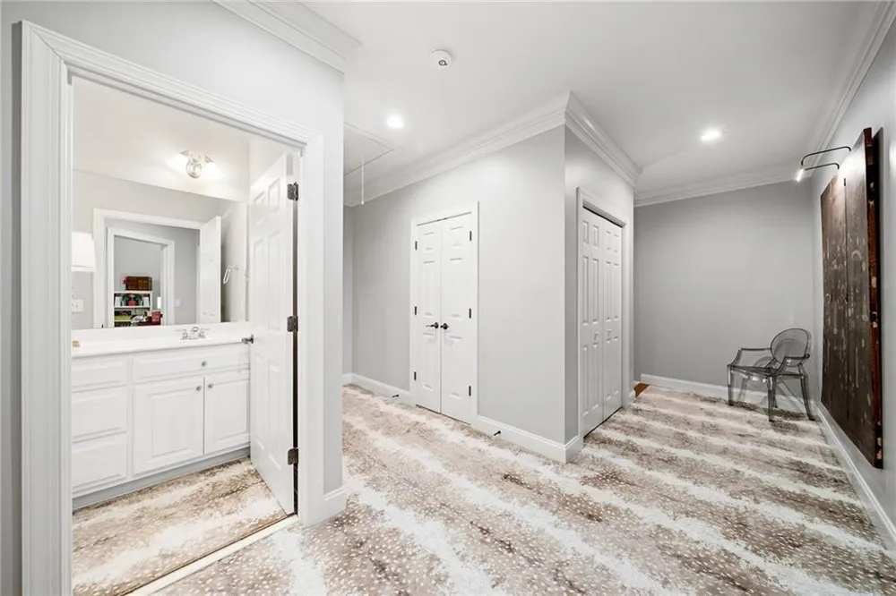 5492 Glenridge Drive #544 Sandy Springs, GA 30342