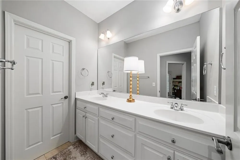 5492 Glenridge Drive #544 Sandy Springs, GA 30342
