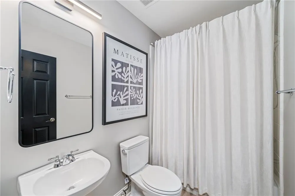 5492 Glenridge Drive #544 Sandy Springs, GA 30342