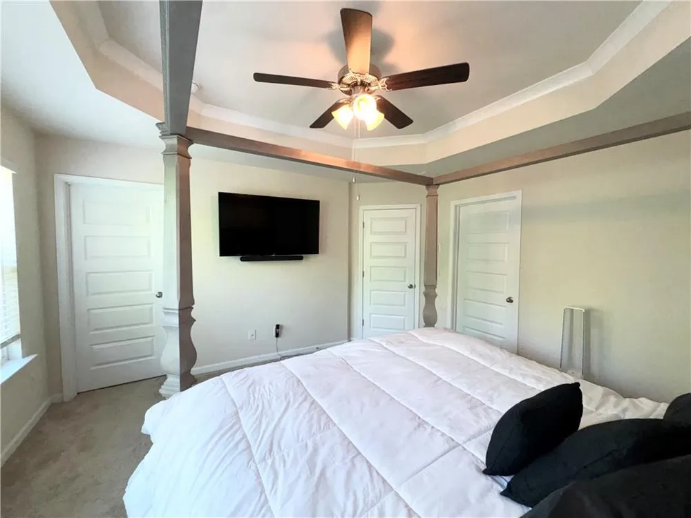 3025 Westpoint Circle Snellville, GA 30078