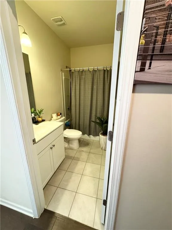 3025 Westpoint Circle Snellville, GA 30078