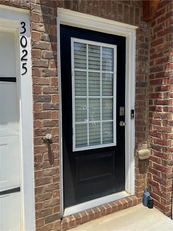 3025 Westpoint Circle Snellville, GA 30078