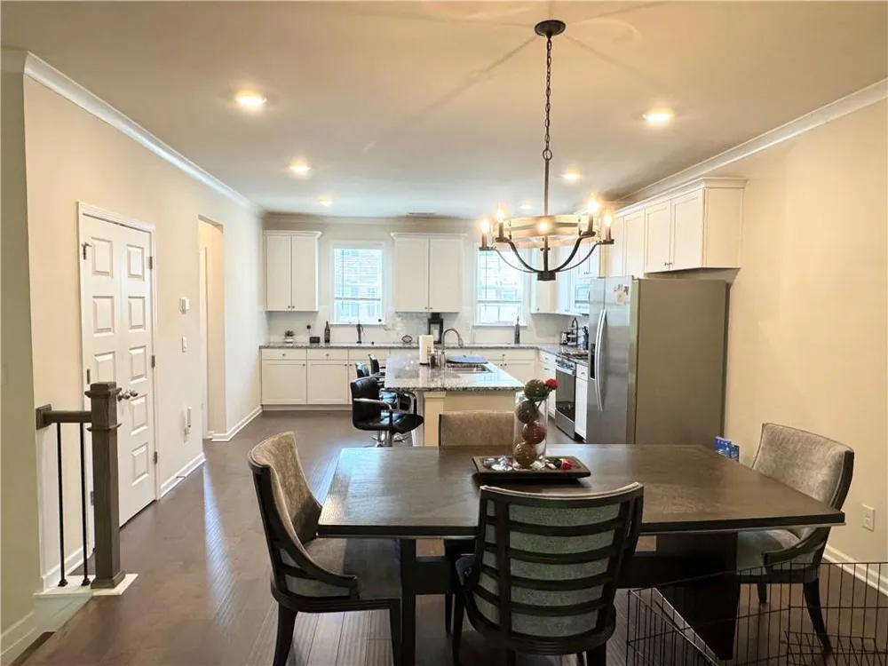 3025 Westpoint Circle Snellville, GA 30078