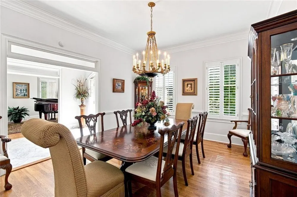 7560 Bridgegate Court Sandy Springs, GA 30350