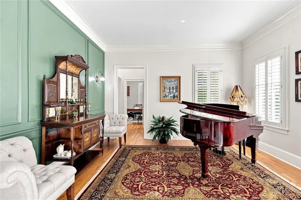 7560 Bridgegate Court Sandy Springs, GA 30350