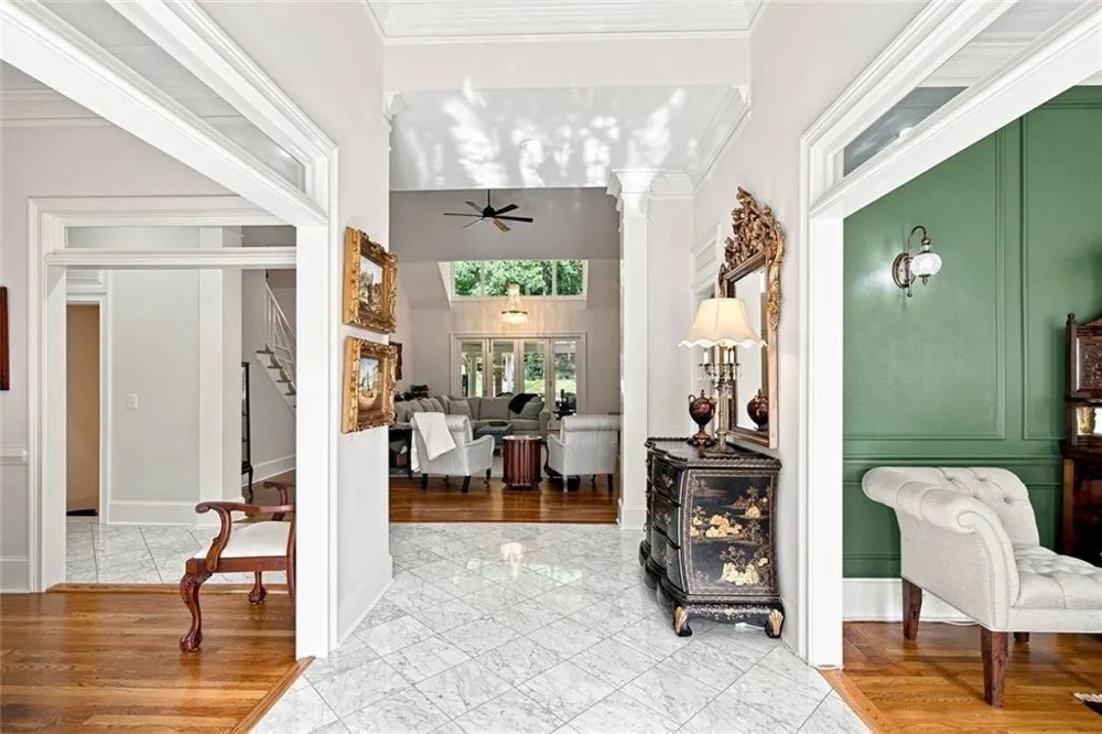 7560 Bridgegate Court Sandy Springs, GA 30350
